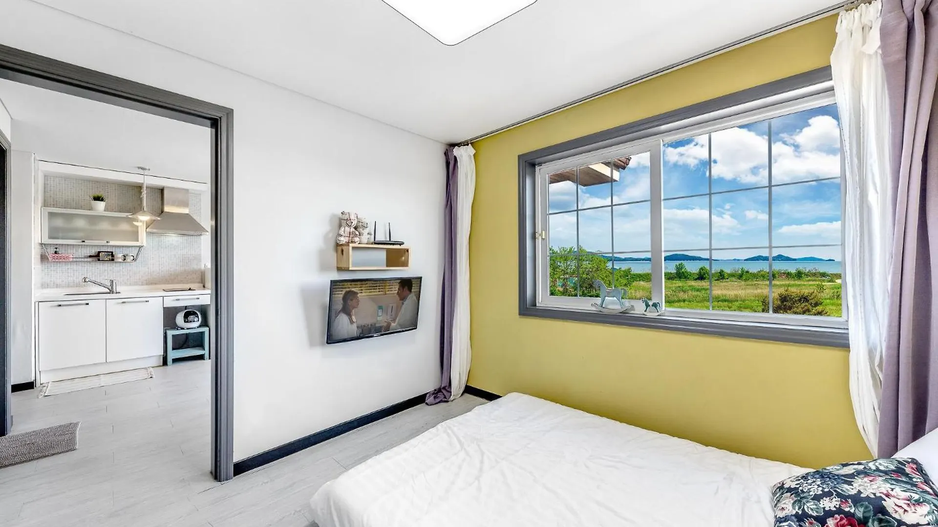 Ganghwa Rodemhouse Pension Incheon 0*,  South Korea
